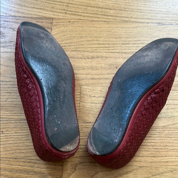 Bottega Veneta Woven Leather Loafers - Picture 3 of 3